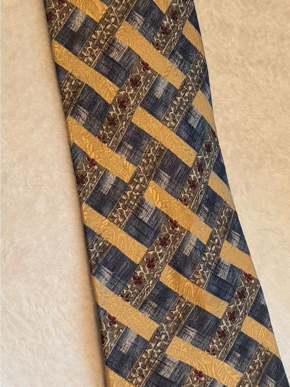 Claiborne Yellow and Blue Geometric Woven Men's Tie